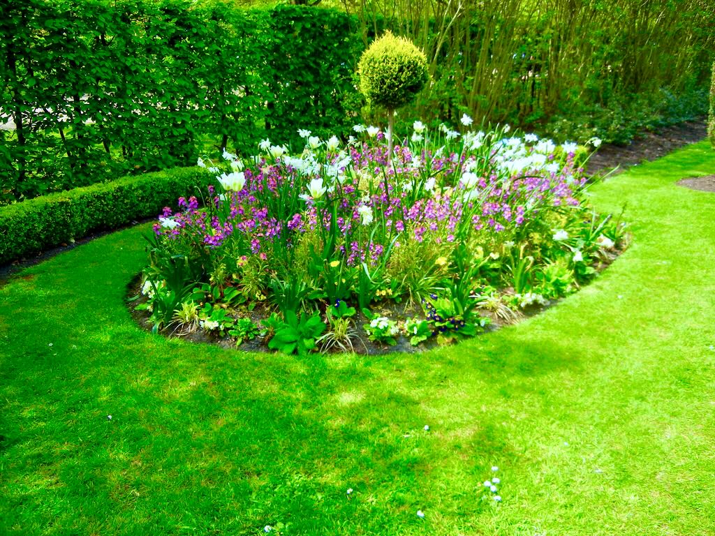Regents Park in Spring-1 - Online Flower Garden Regent's Park in Spring