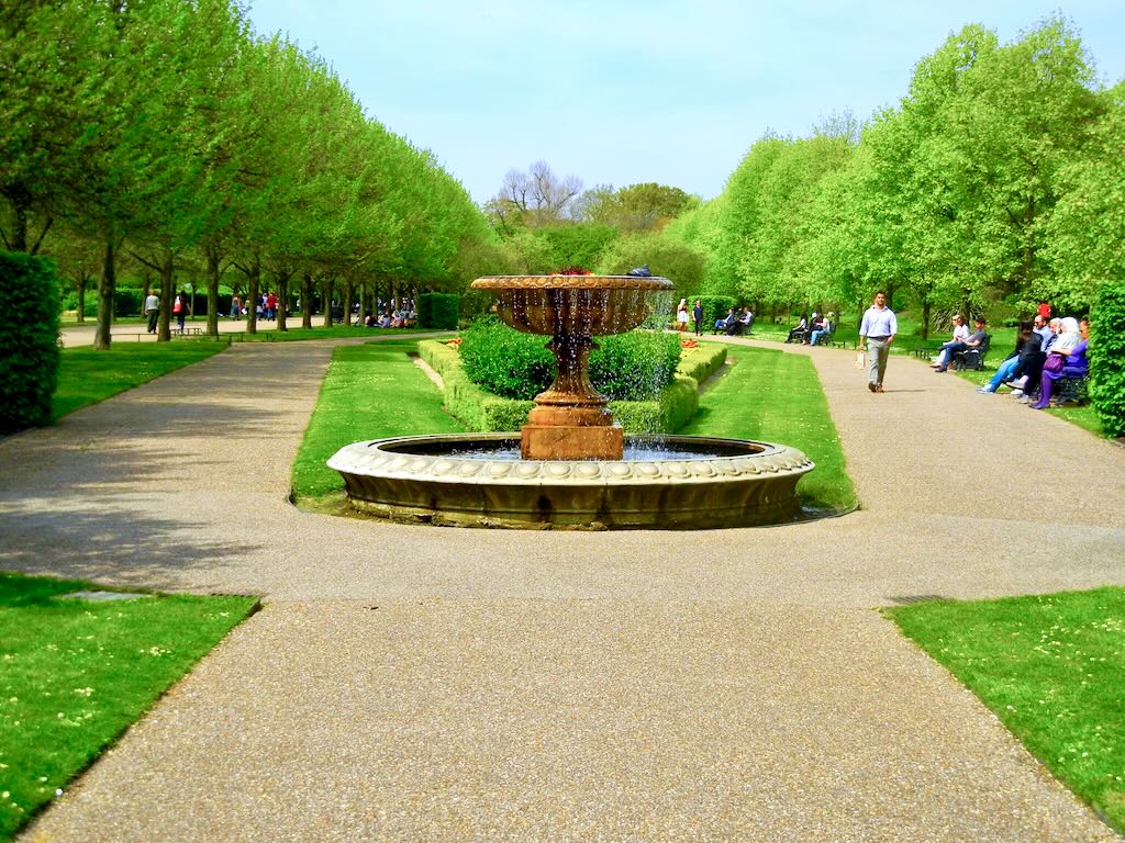 Regents Park in Spring-3 - Online Flower Garden Regent's Park in Spring