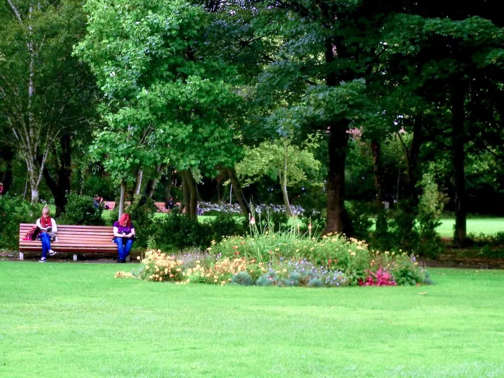 Colorful flowers at Merrion Square, Dublin, Ireland