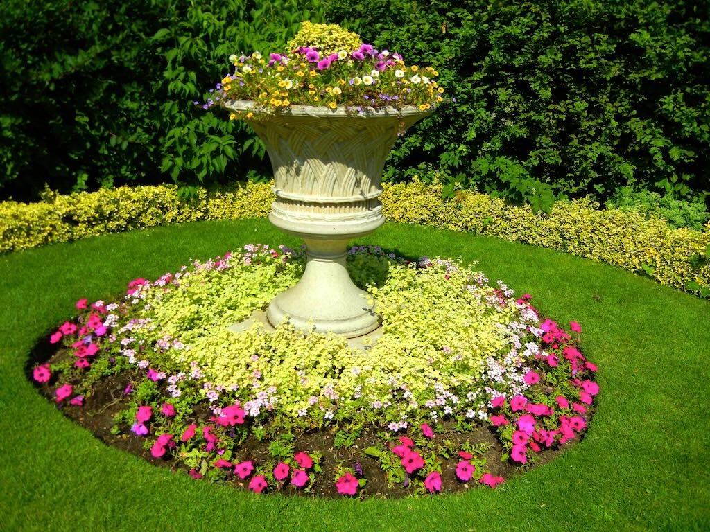 Regents Park-109 - Online Flower Garden Regent's Park in London