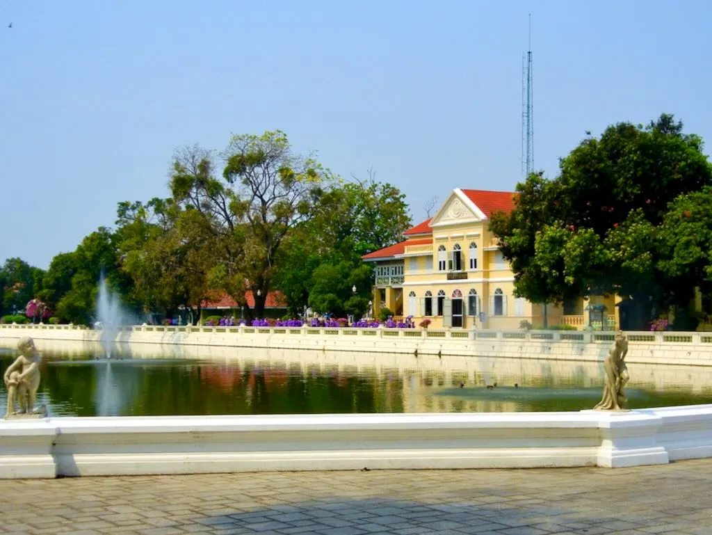 Bang Pa-In Palace Garden