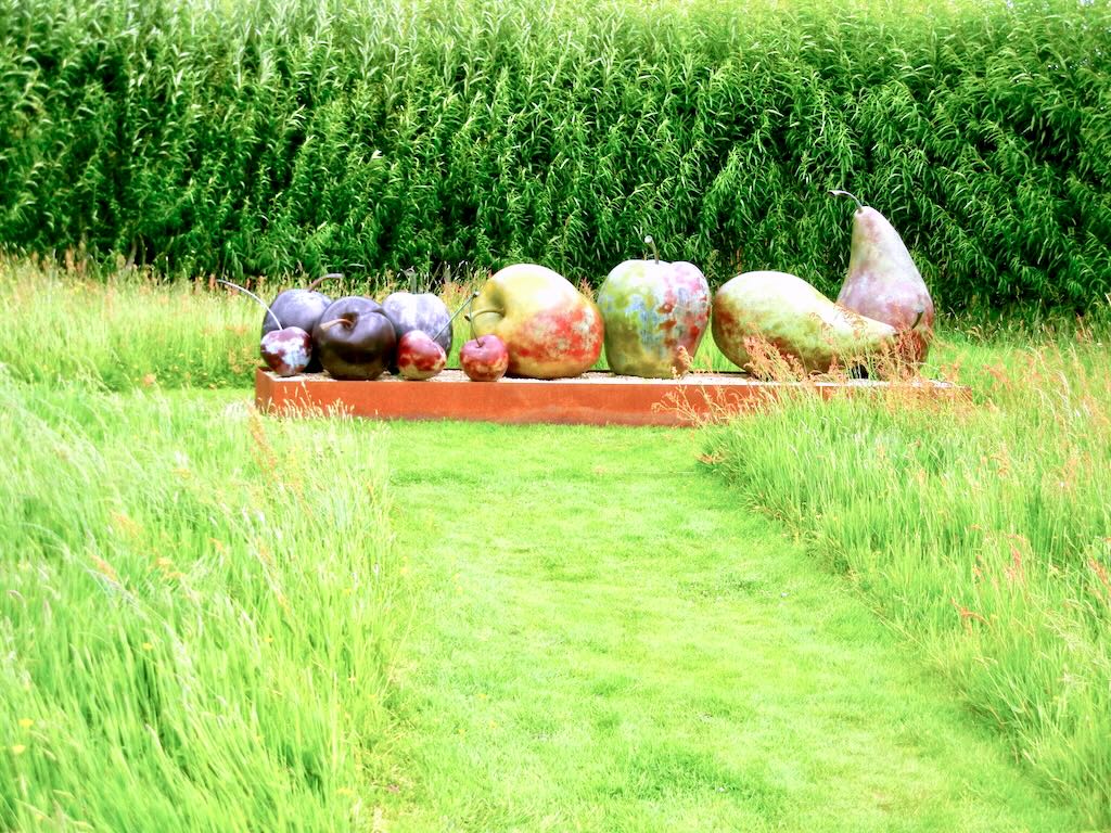Sculptures by the Lake-4 - Online Flower Garden Sculptures by the Lake