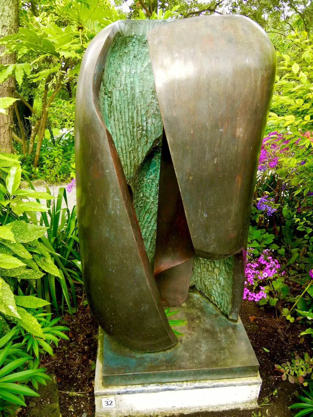 Barbara Hepworth Sculpture Garden-5_result - Online Flower Garden Barbara Hepworth Museum and Sculpture Carden