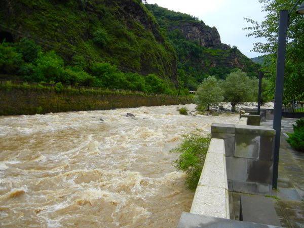 Tufenkian Avan Dzoraget Hotel