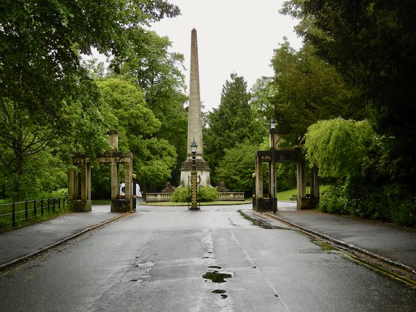 Royal Victoria Park, Obelisk